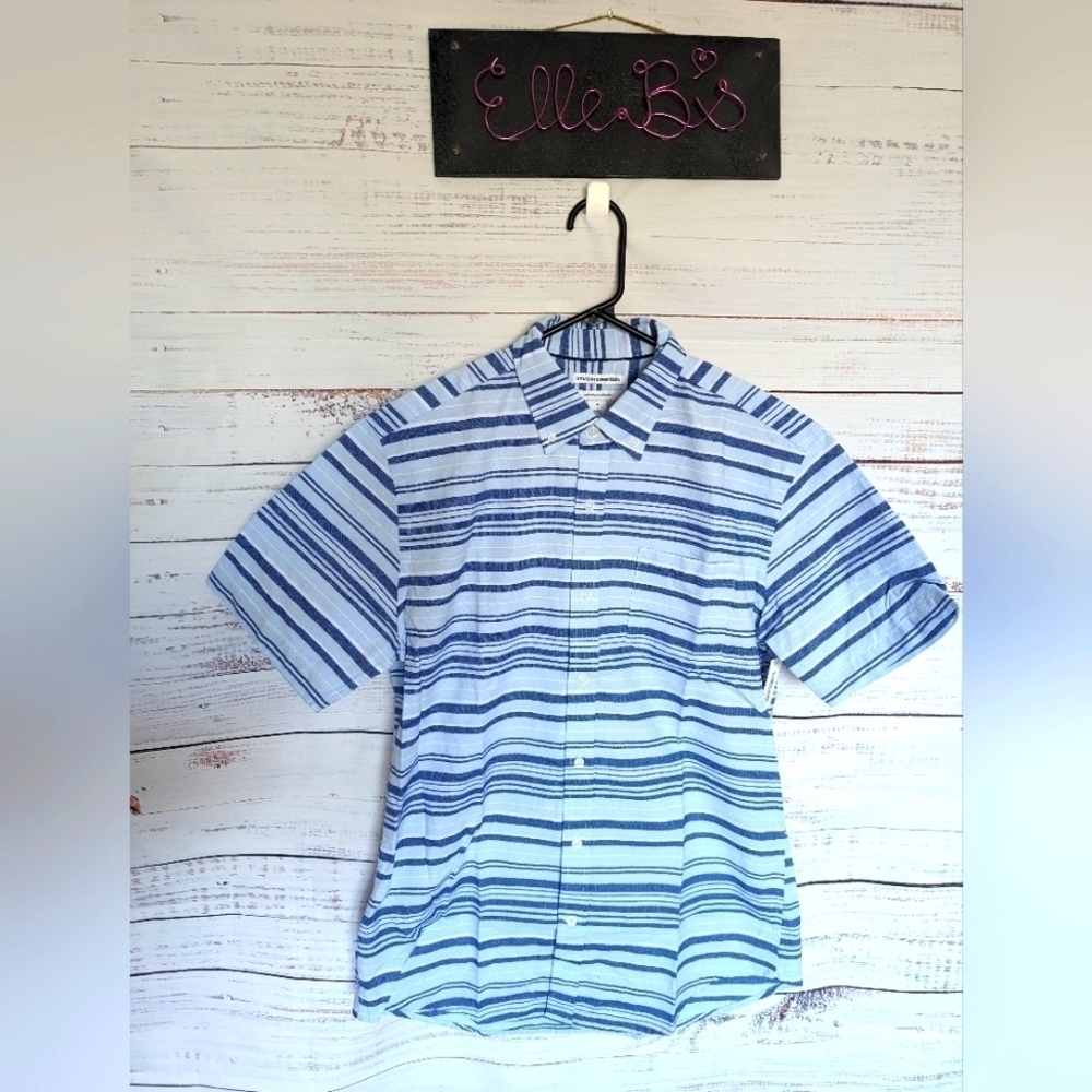 NWT Amazon Essentials Mens Blue Stripped Short Sleeve Regular Fit Button Down M